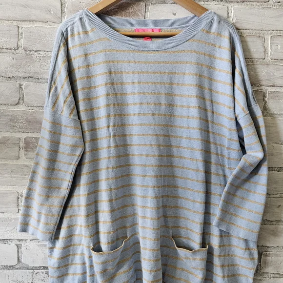 Lilly Pulitzer Lightweight Blue & Gold Sweater - Picture 2 of 6